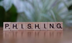 Featured image of post Keasyikan 'Vibe-Coding' Berujung Celaka: Situs Anda Bisa Jadi Santapan Hacker