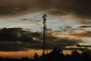 Indosat tancap gas perluas 5G dan FWA, kantongi spektrum 80 MHz