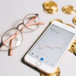Mitos vs fakta: Staking kripto cuma buat yang punya modal besar?