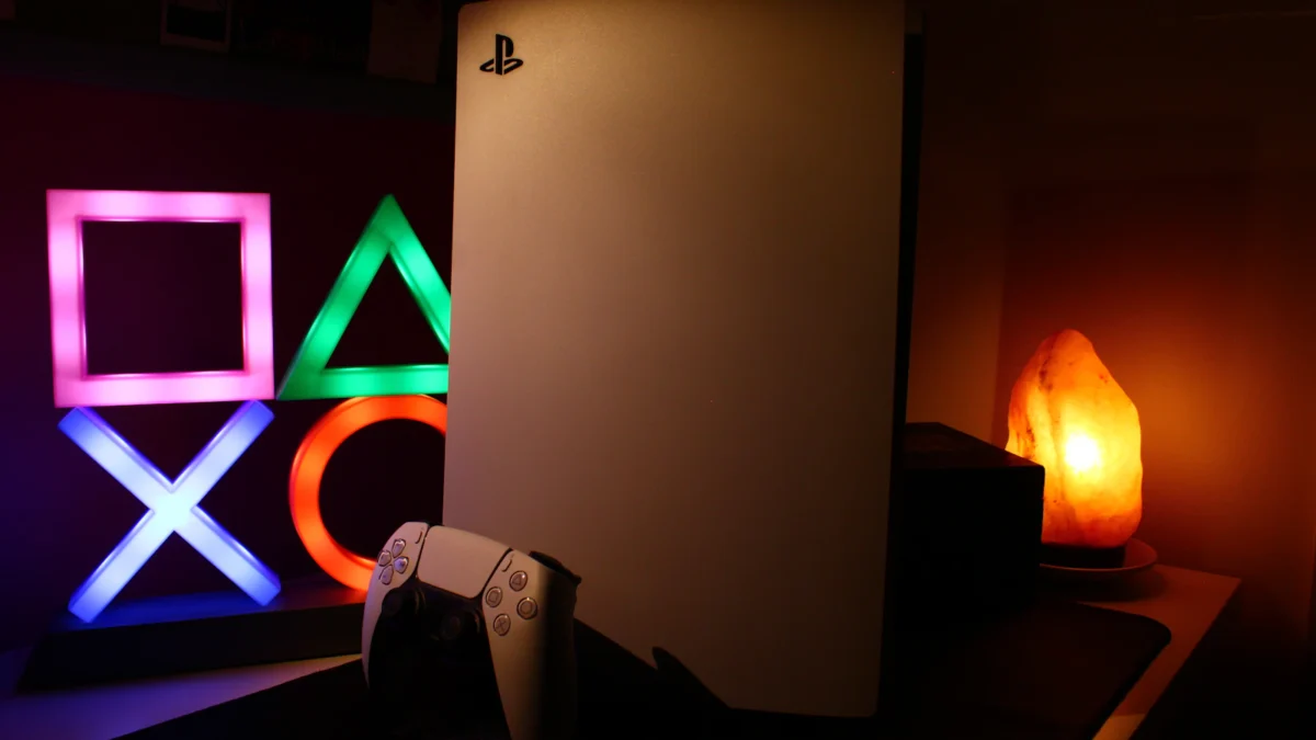 Ubisoft dukung PlayStation tinggalkan cakram game, ini alasannya
