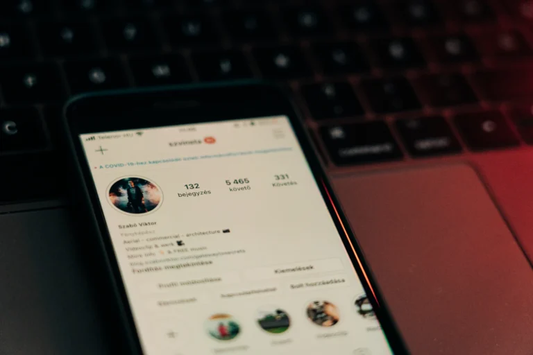 Password manager gratis vs berbayar: Mana yang paling pas buat kamu?