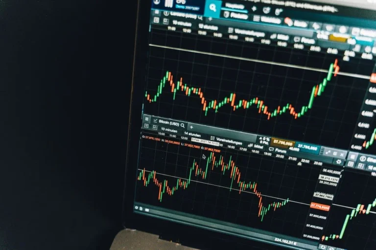 Ambisi AI Elon Musk bikin investor khawatir, saham SpaceX anjlok